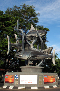 Cakalang (Skipjack-tuna) statue