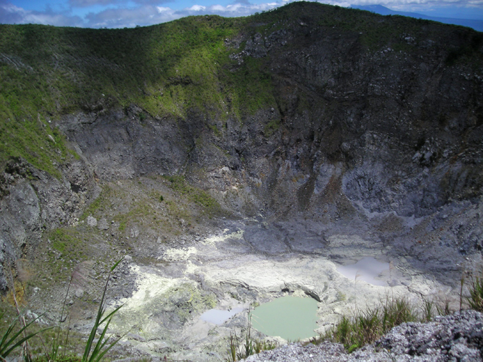 Mahawau Volcano