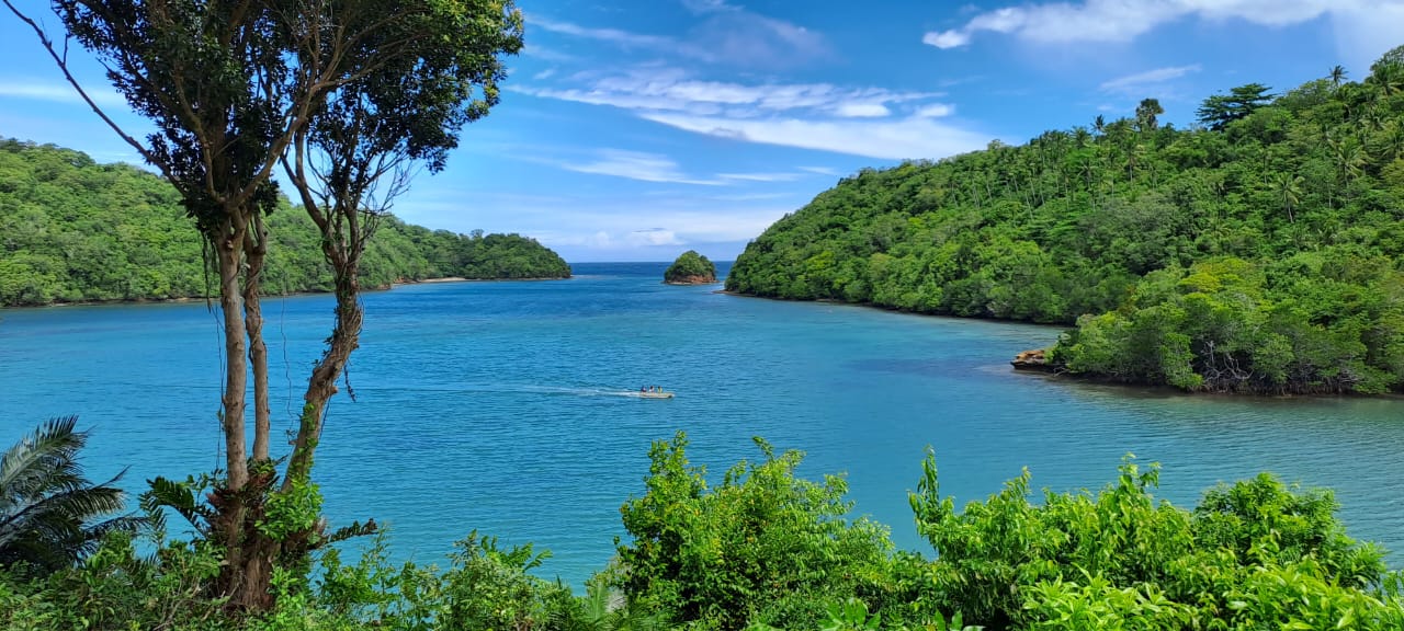 Waleneoko Lagoon View from Soa - Soa